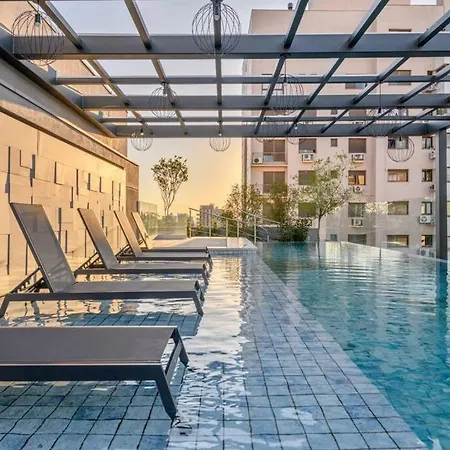 The Arch Sunset Apartment
